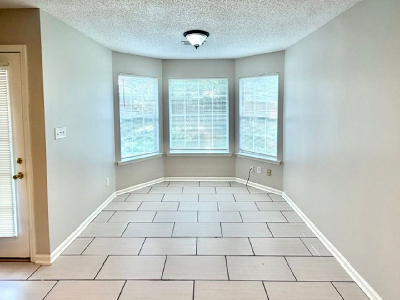 2799 Maggie Woods Pl - Photo 4 of 9