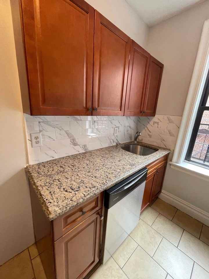 Hummingbird Heights 320 - Photo 2 of 13