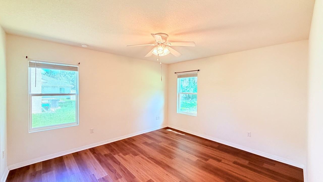 9803 Pepper Tree Pl - Photo 5 of 38