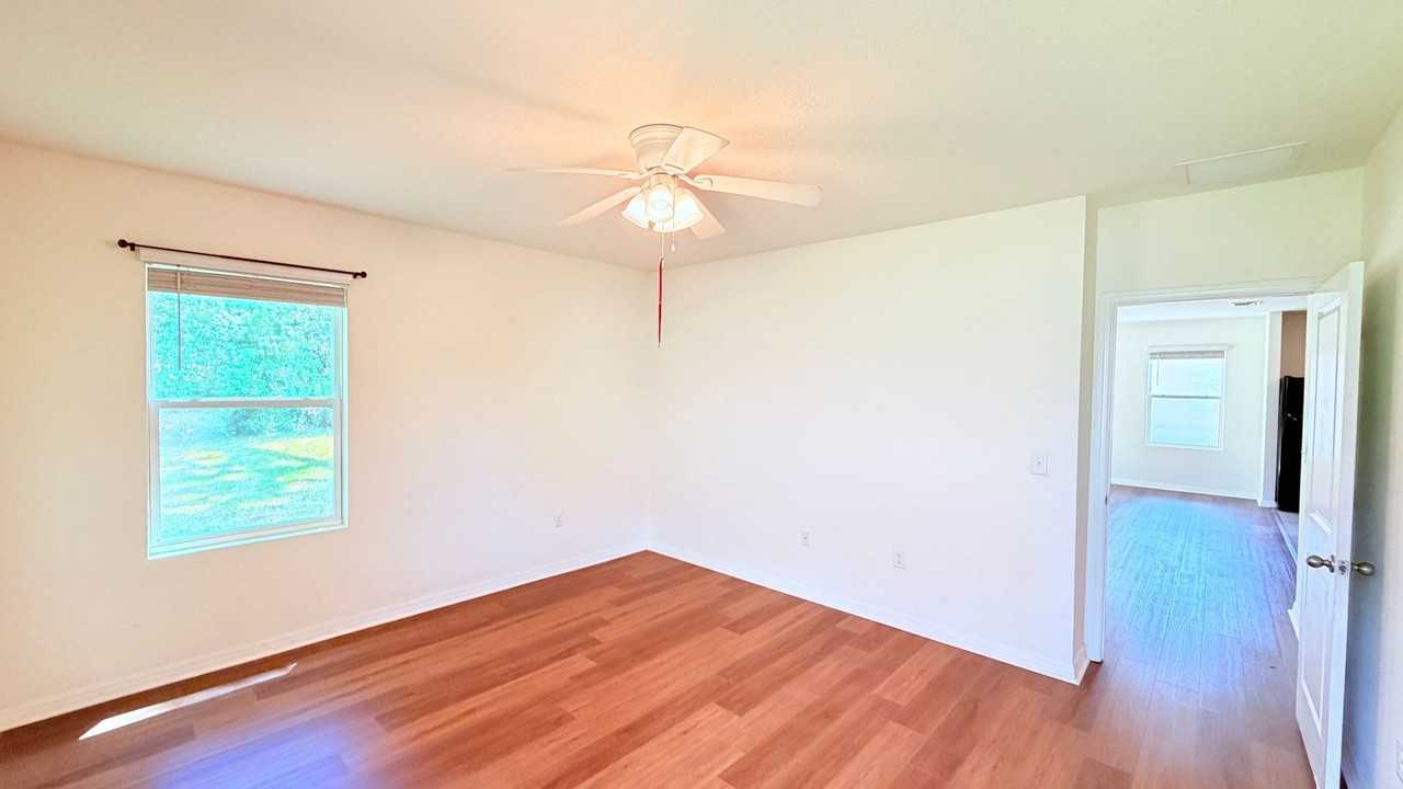 9803 Pepper Tree Pl - Photo 6 of 38