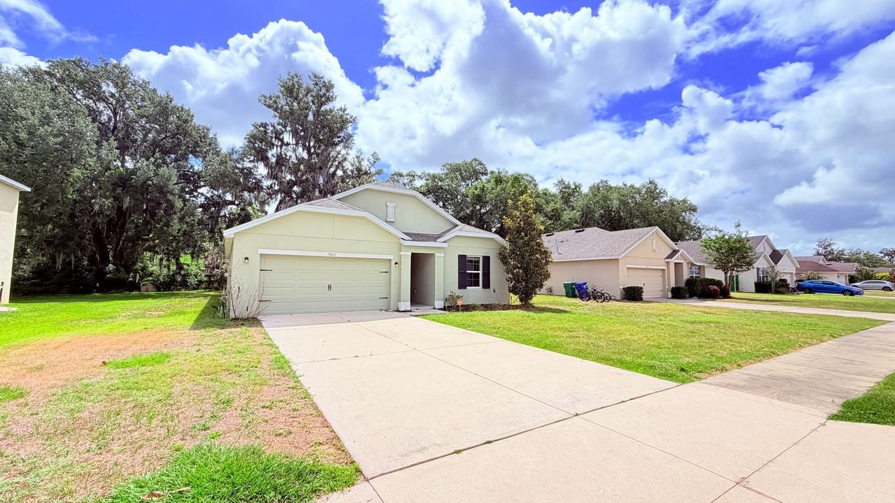 9803 Pepper Tree Pl - Photo 2 of 38