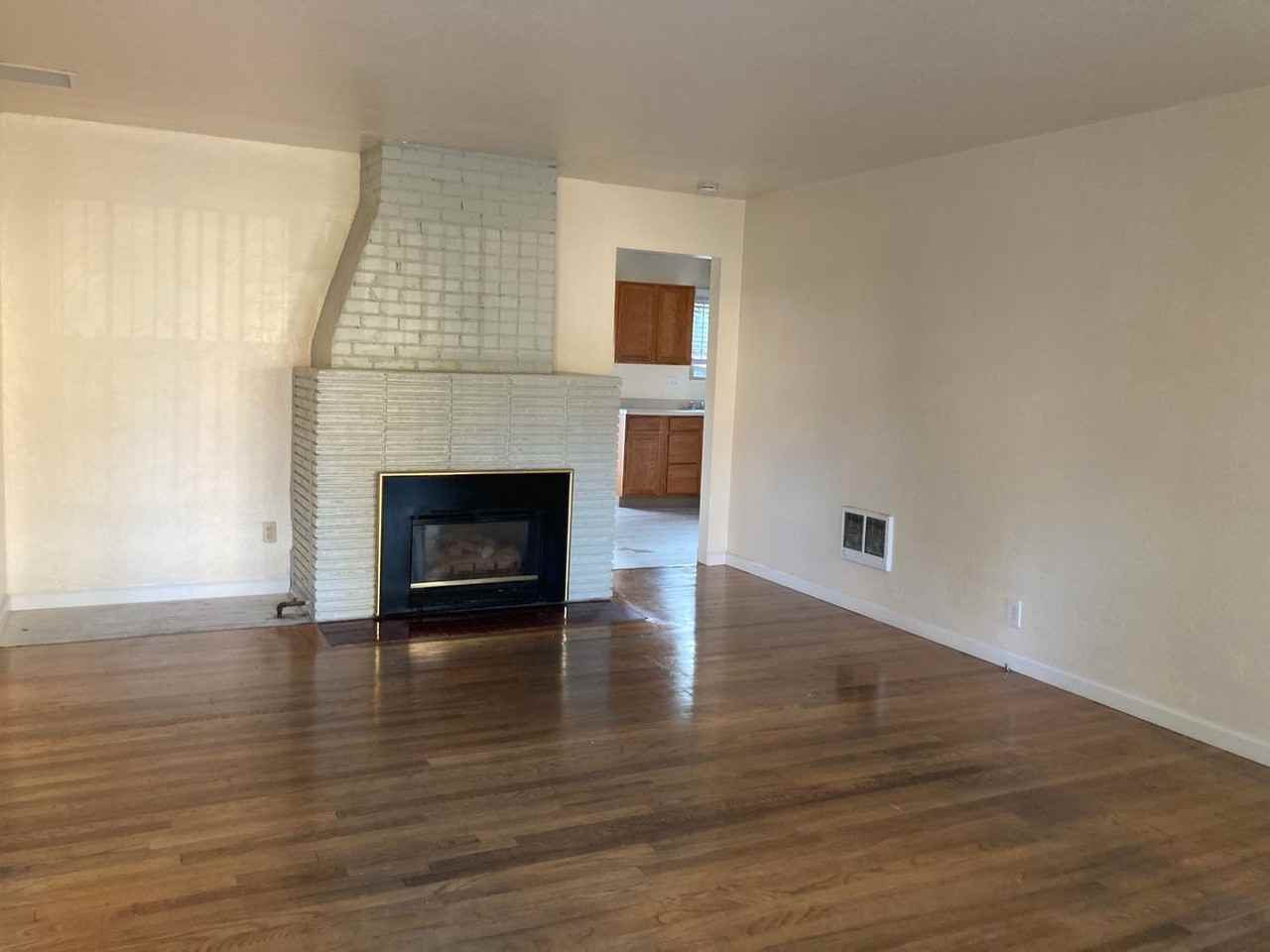 636 Nw 21st St - Photo 7 of 18