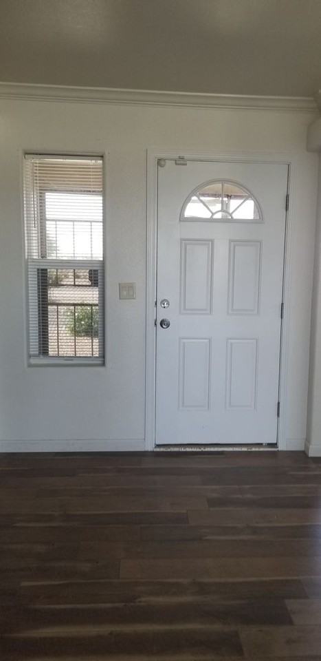 18011 Brimhall Rd - Photo 2 of 19