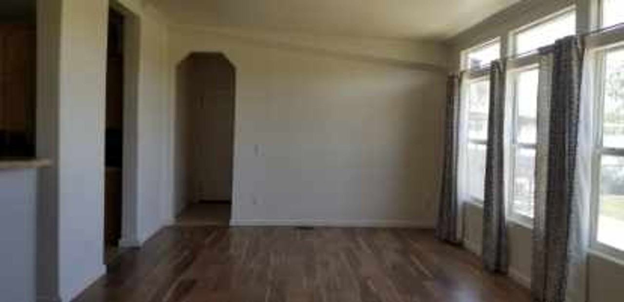 18011 Brimhall Rd - Photo 5 of 19