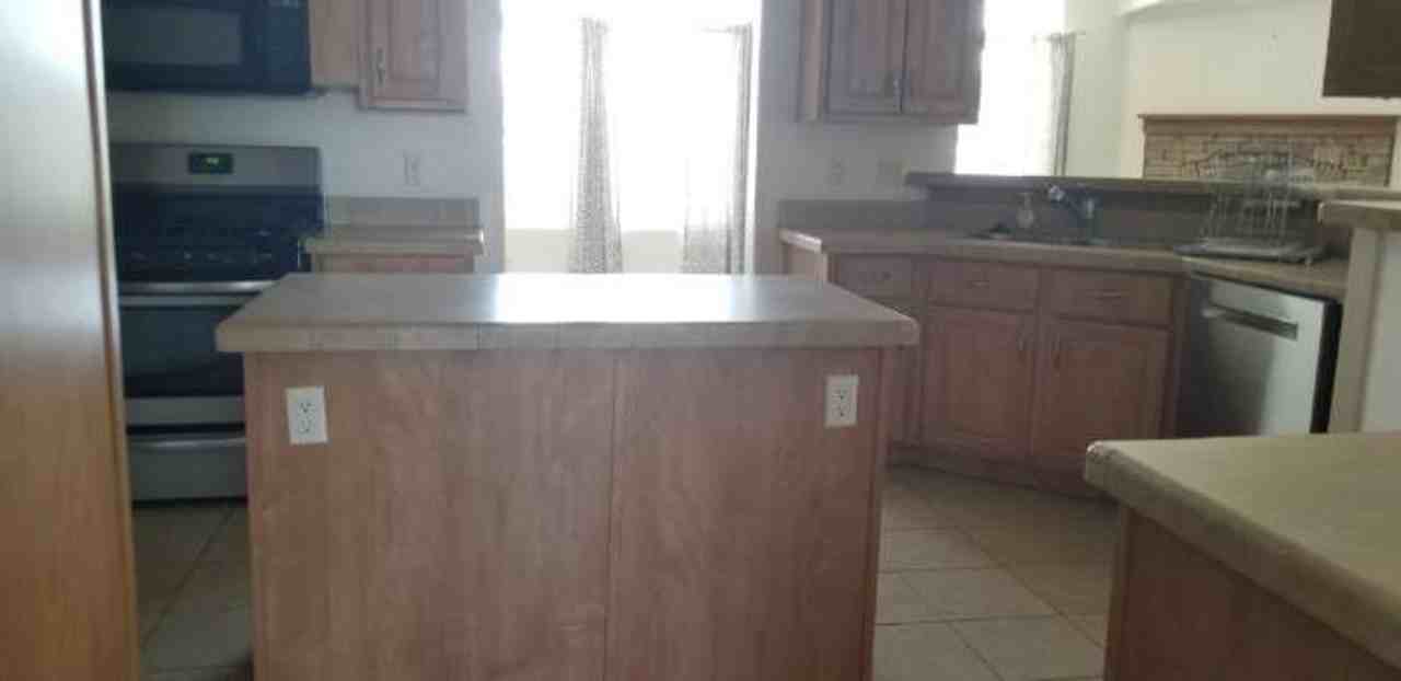 18011 Brimhall Rd - Photo 6 of 19