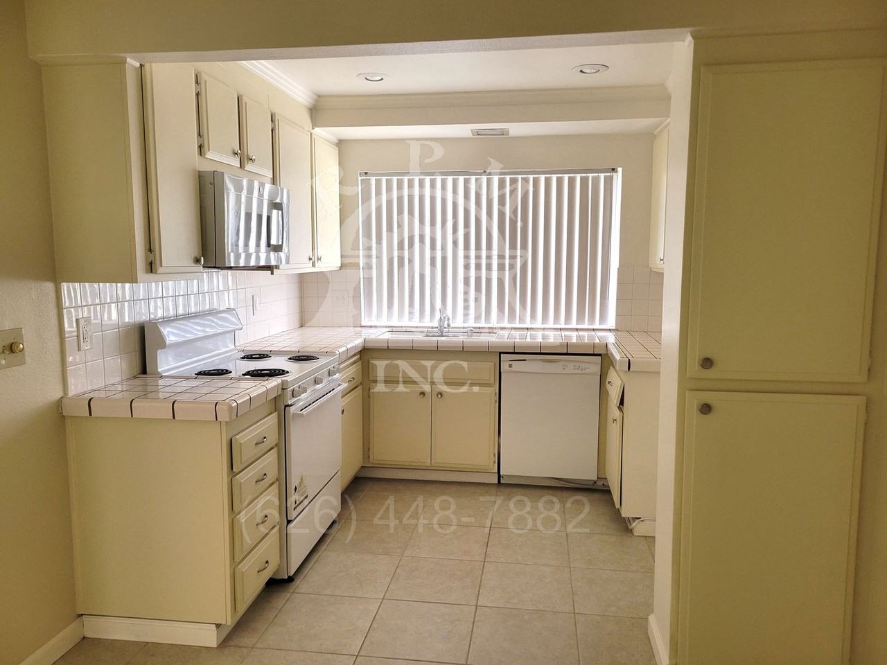 8348 Rush St - Photo 6 of 24