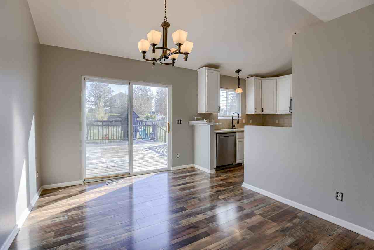 15405 Fillmore Cir - Photo 5 of 25