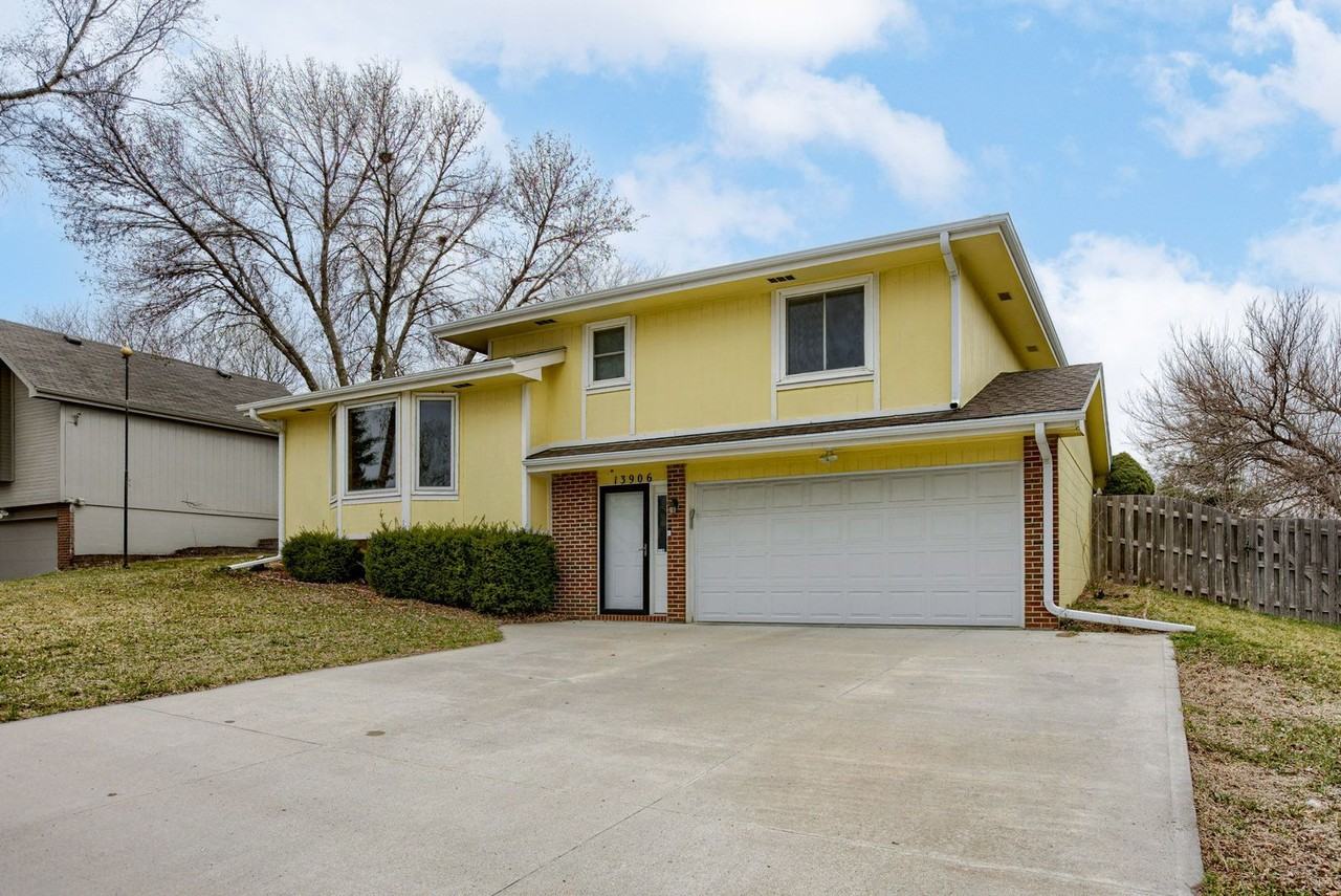 13906 Jennifer Rd - Photo 2 of 25