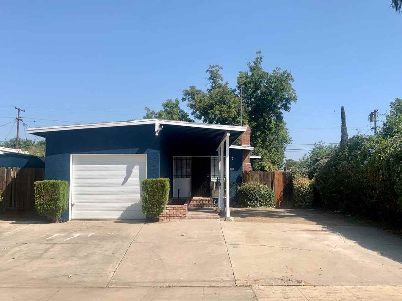 332 W Myers Ave - Photo 2 of 13