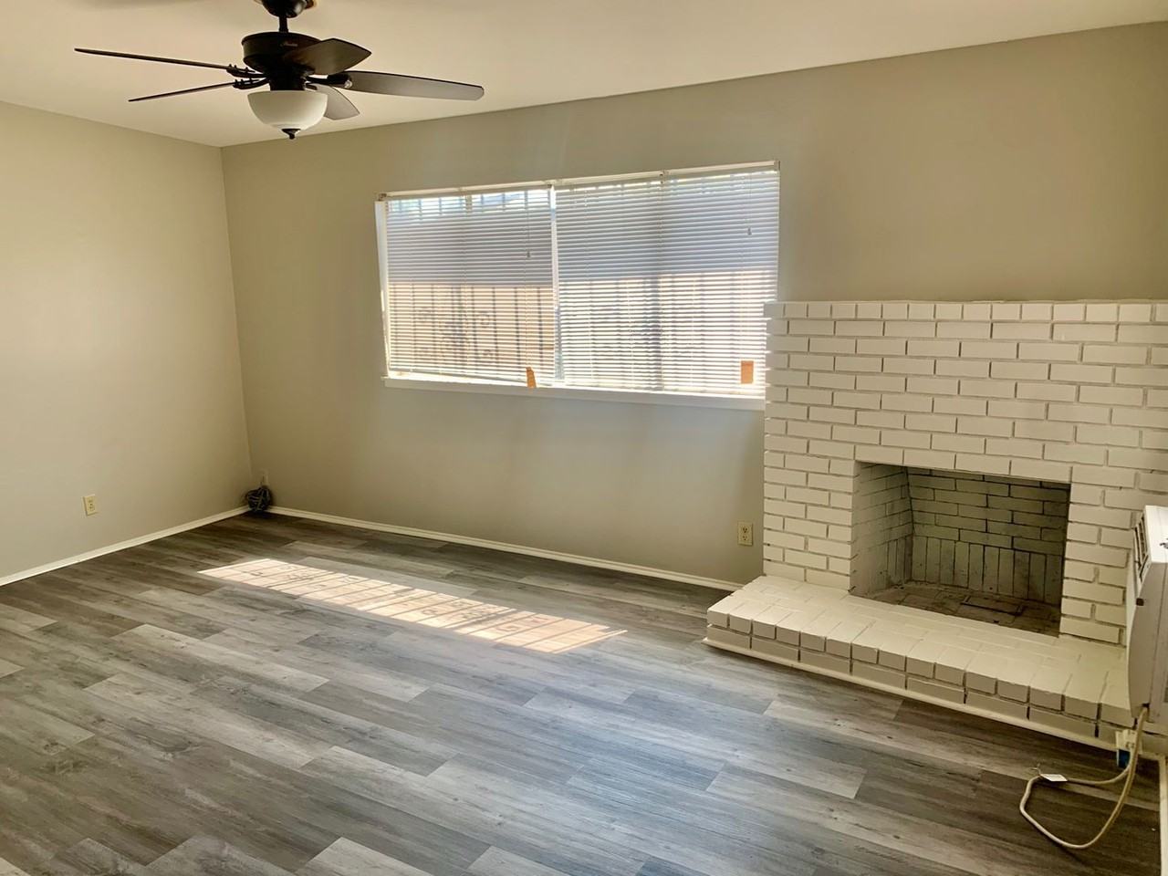 332 W Myers Ave - Photo 4 of 13