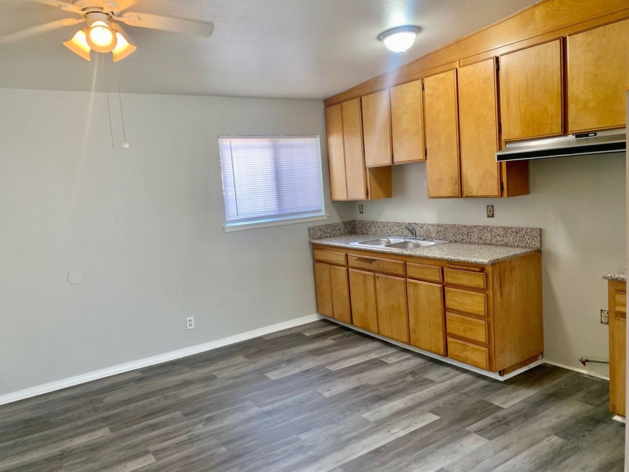 332 W Myers Ave - Photo 6 of 13