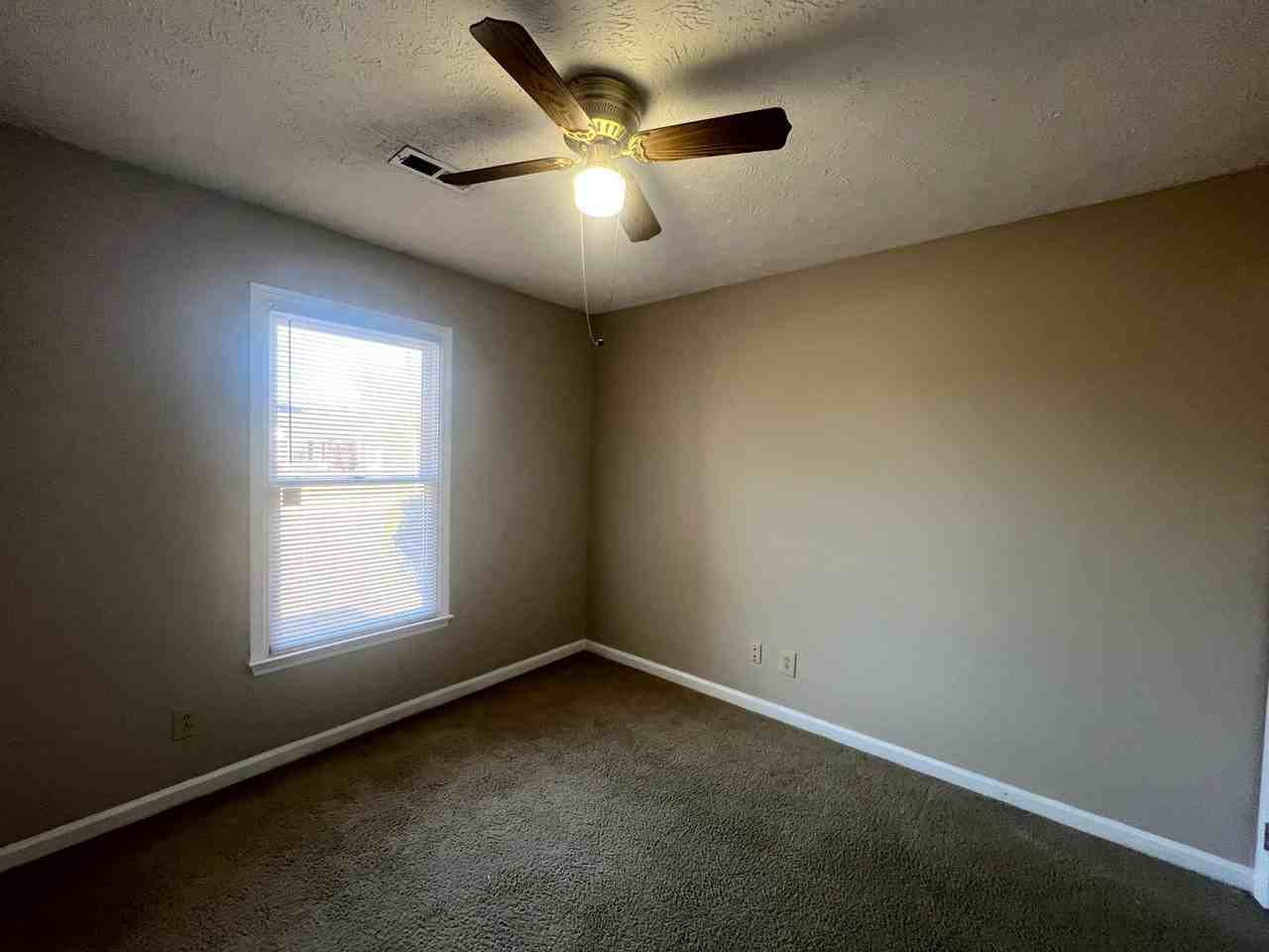 2857 Chillingworth Dr - Photo 4 of 15