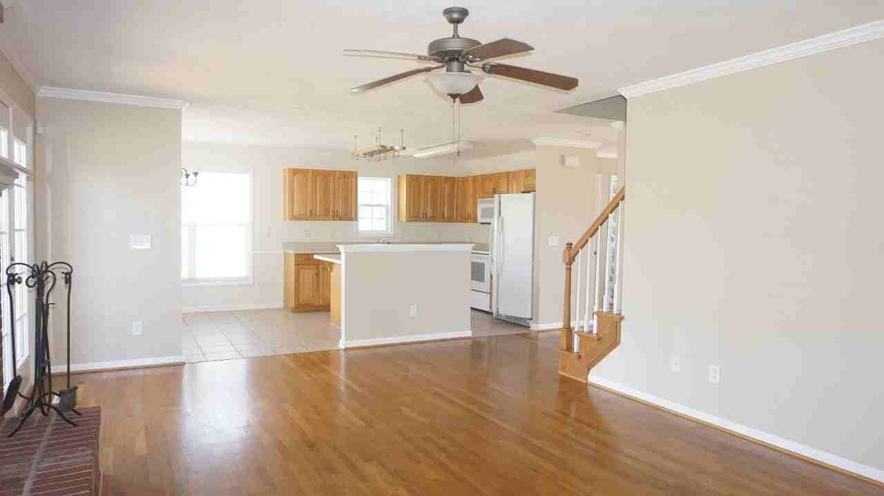 87 Arlington Dr - Photo 4 of 44