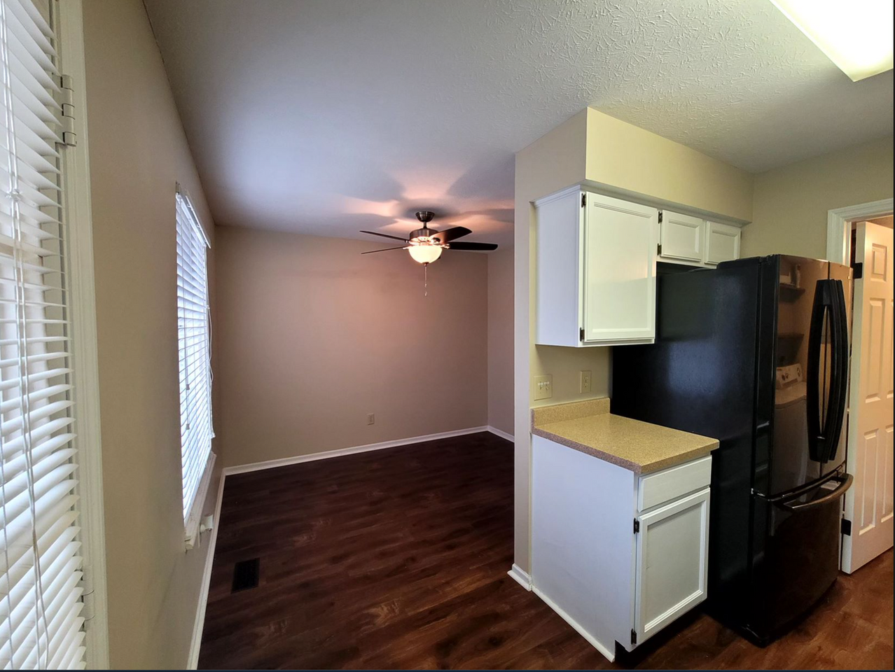 3407 Spanish Villa Dr #1 - Photo 4 of 39