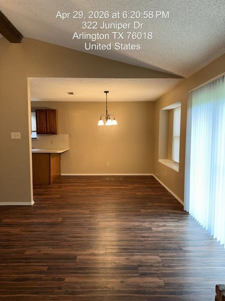322 Juniper Dr - Photo 3 of 10