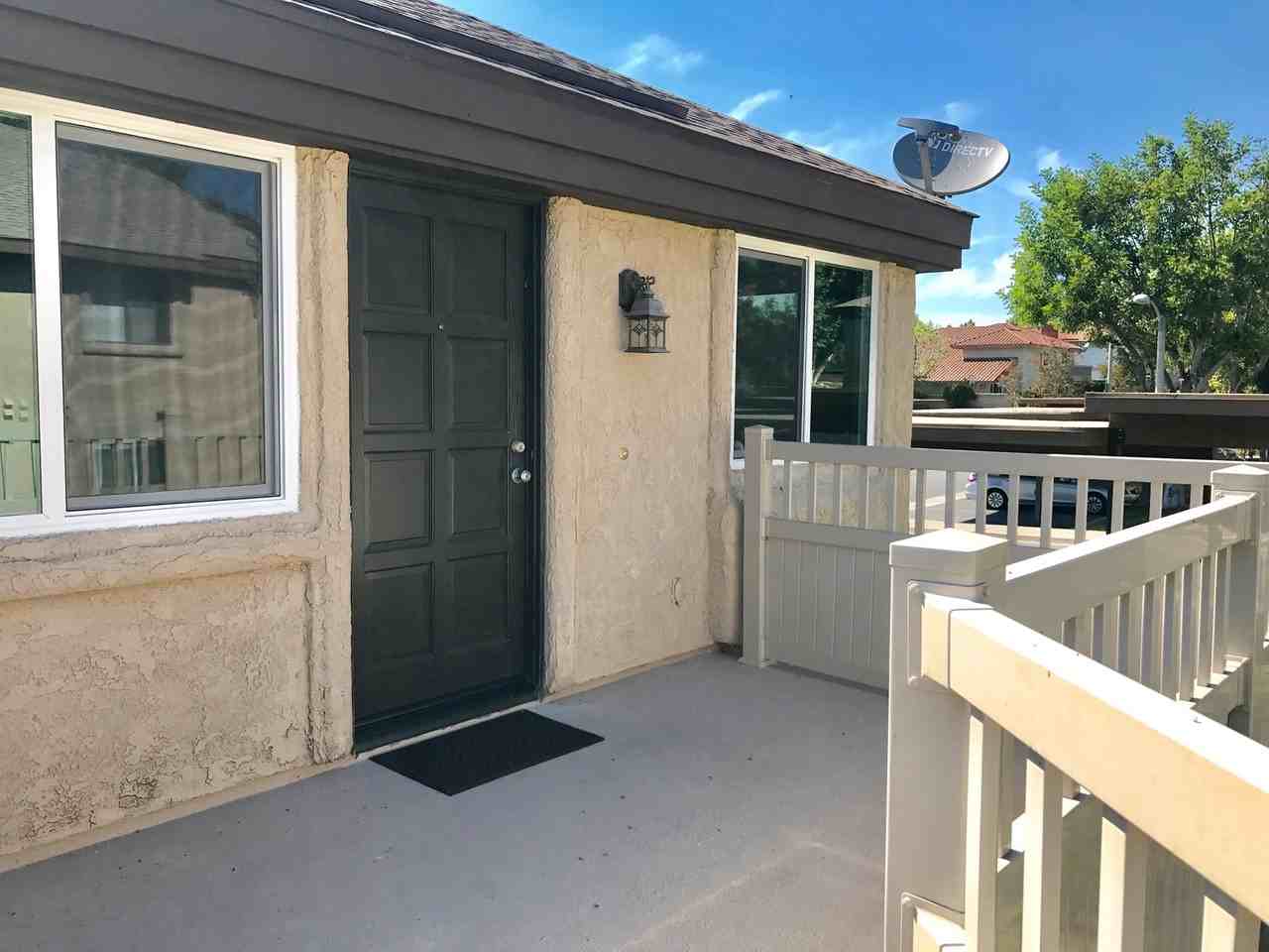 25652 Rimgate Dr #13E - Photo 2 of 9