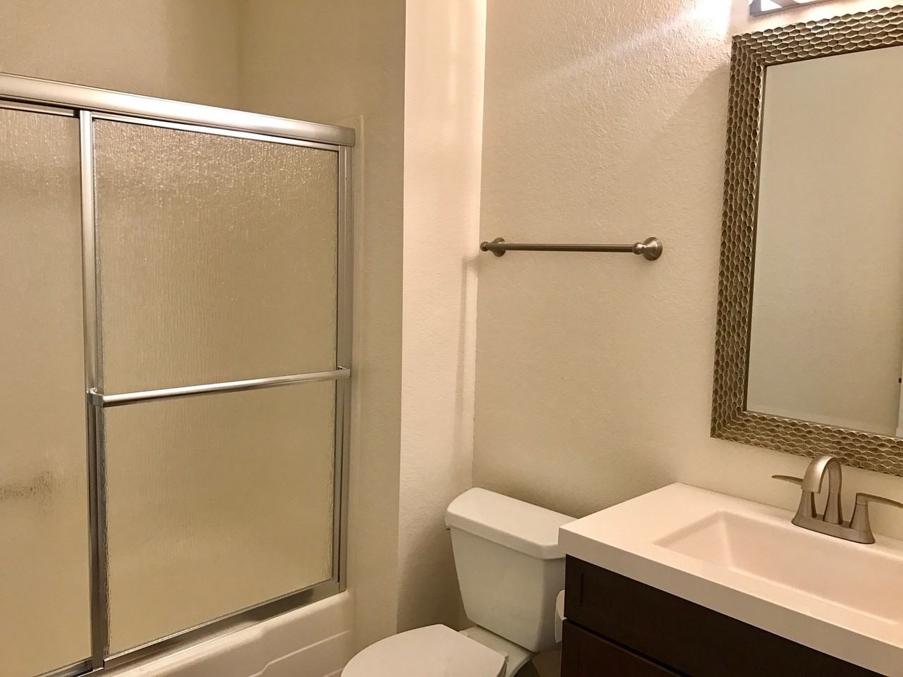 25652 Rimgate Dr #13E - Photo 5 of 9