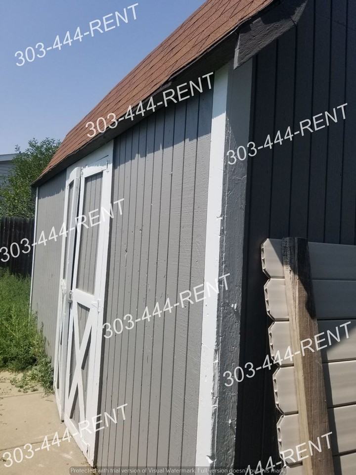 721 Glen Moor St - Photo 2 of 11