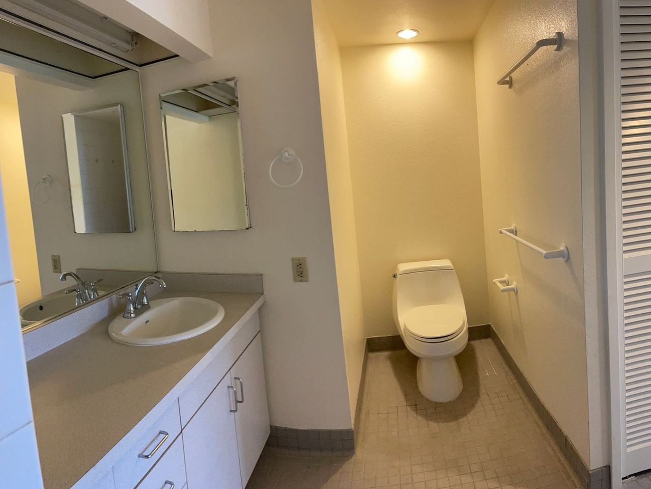 545 Queen St #330 - Photo 3 of 8