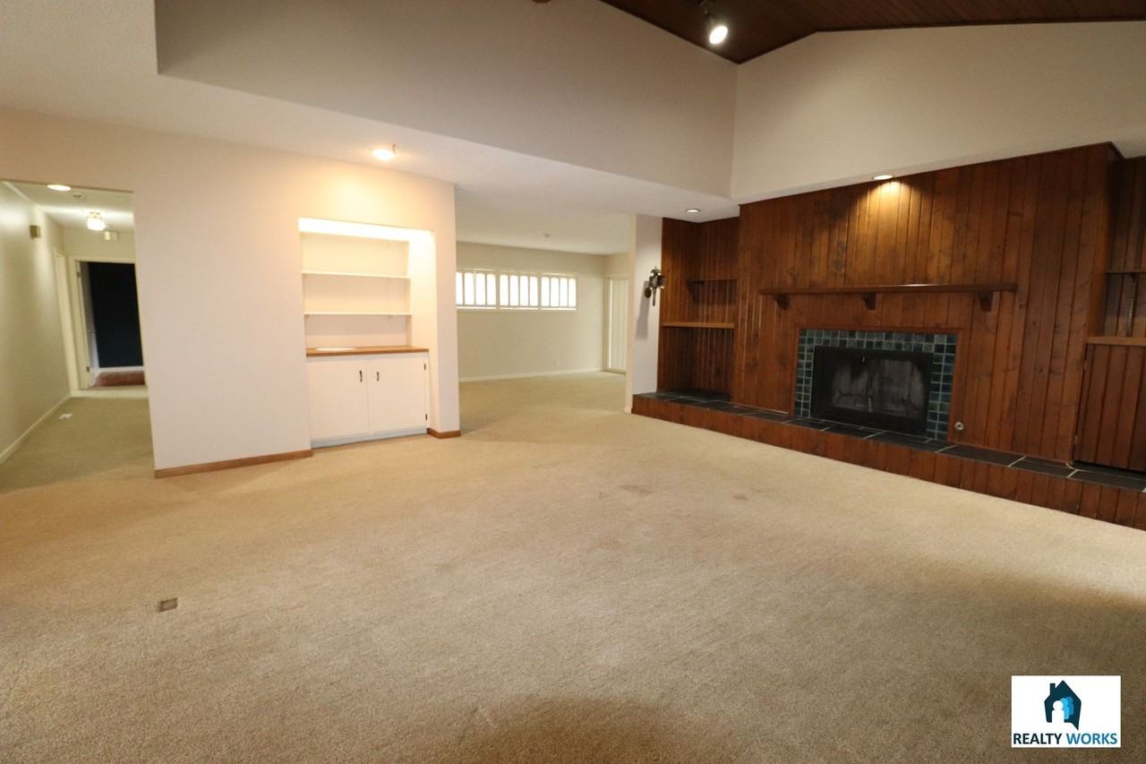 3800 Calvert St - Photo 4 of 17