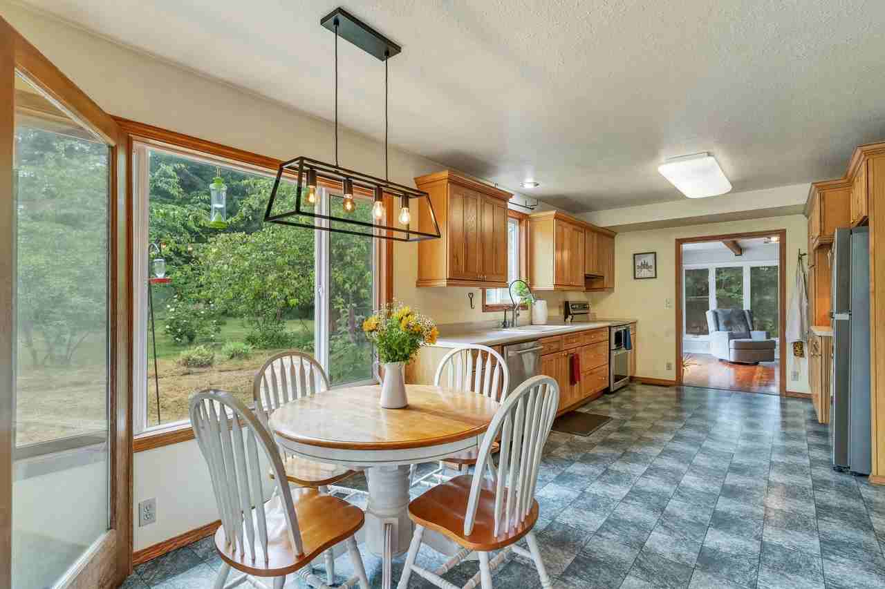 3194 Crooked Finger Rd Ne - Photo 2 of 47