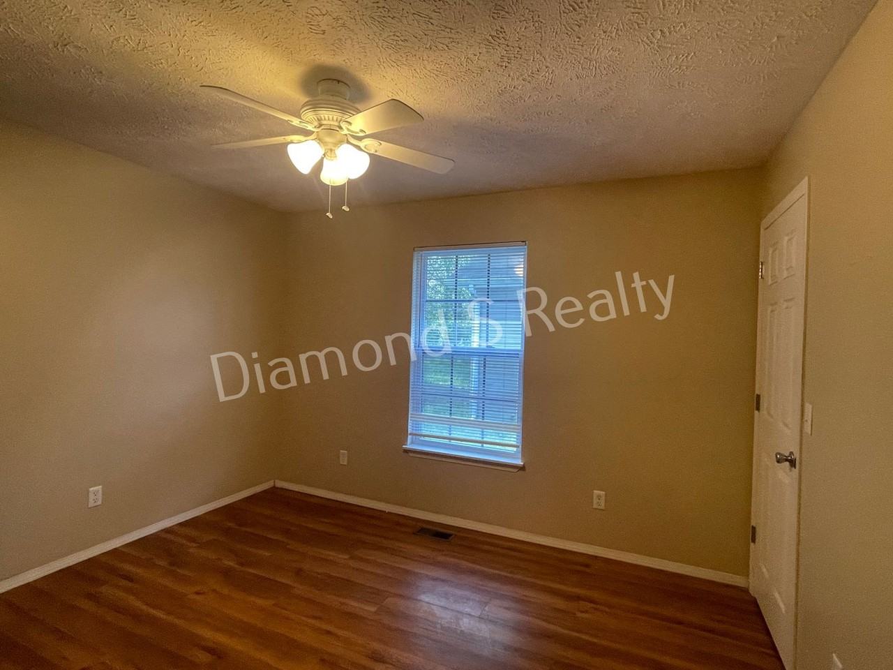 1454 N Ethyl Ave - Photo 5 of 9