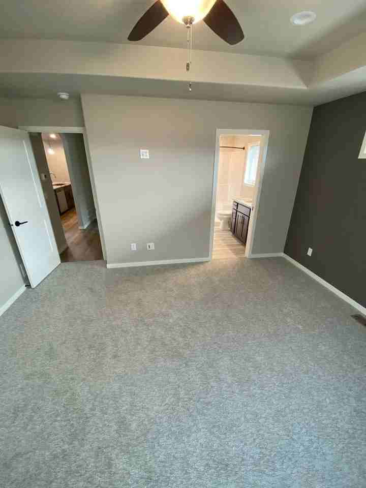 2607 E Sunburst Dr - Photo 7 of 17