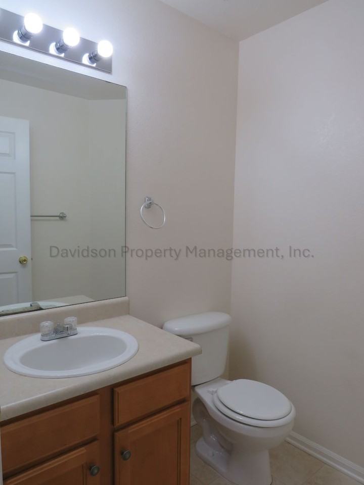 1839 Silver Meadow Cir - Photo 4 of 18