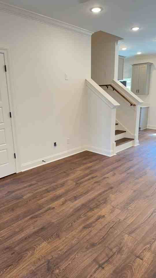 507 Meadow Crest Cir - Photo 6 of 14