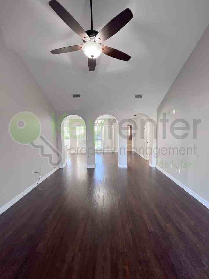 1204 E Rio Vista Ave - Photo 6 of 32