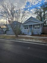 718 Queen St - Photo 1 of 1