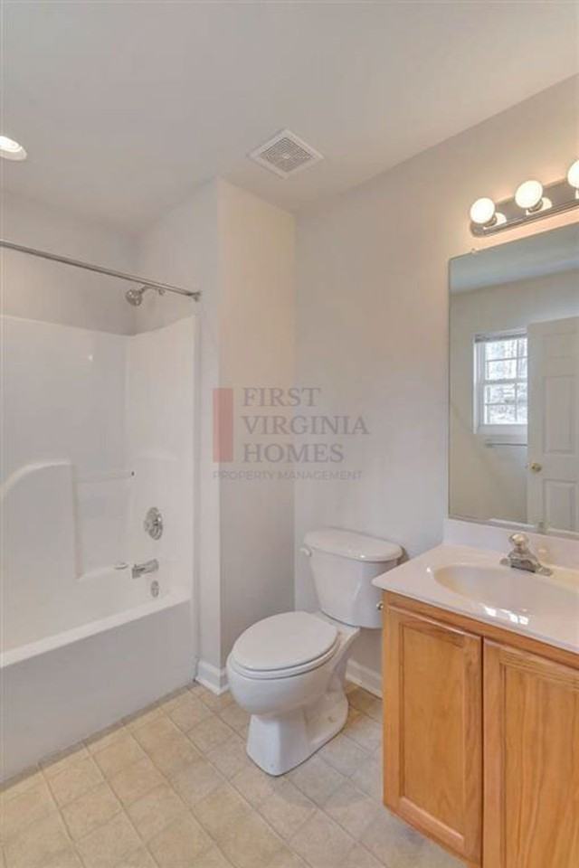 11 Landing Ct - Photo 7 of 10