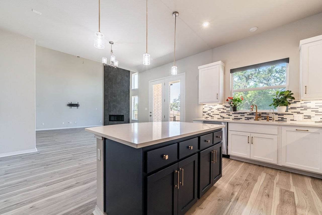 439 Painted Creek Way - Photo 7 of 50