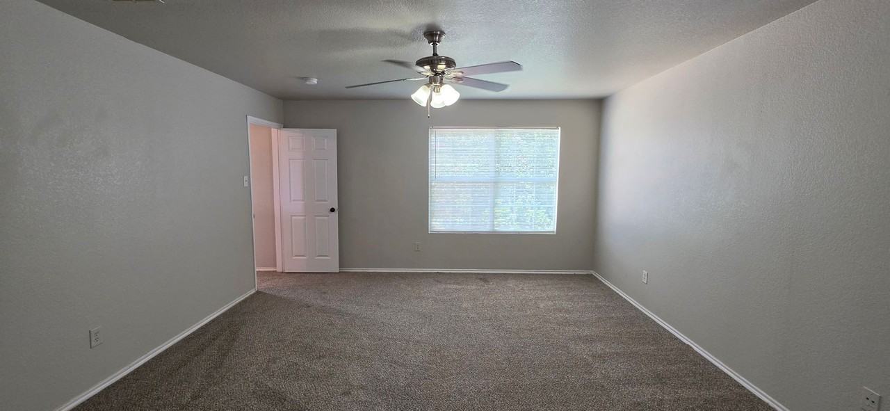 8808 Chaps Ave - Photo 5 of 18