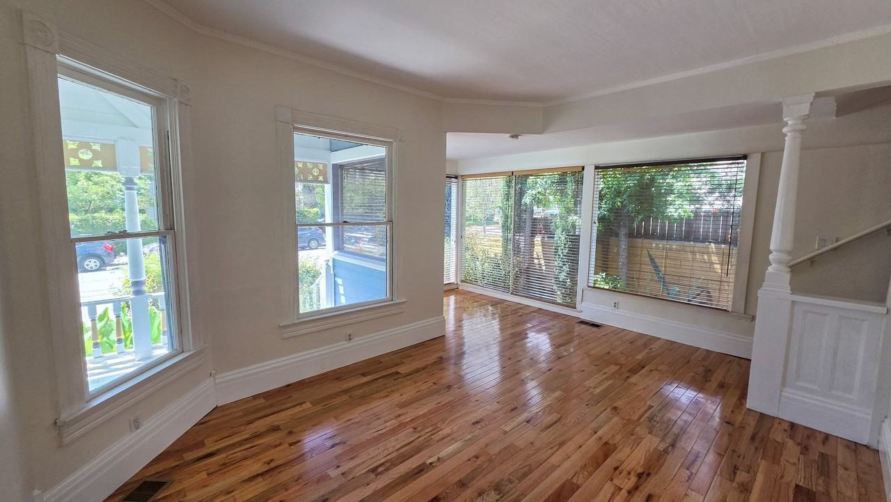 7026 Friends Ave - Photo 3 of 24