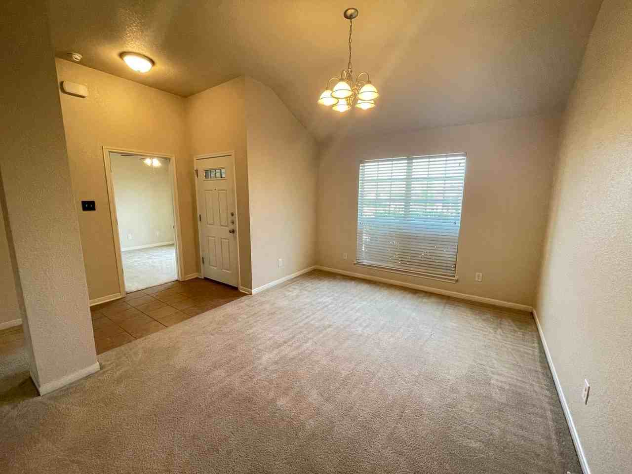 6509 Alvin Dr - Photo 6 of 26