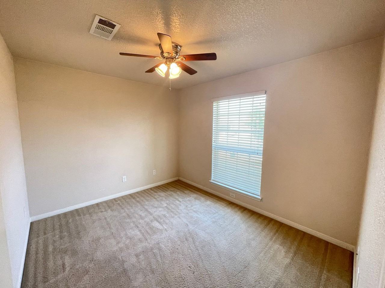 6509 Alvin Dr - Photo 7 of 26