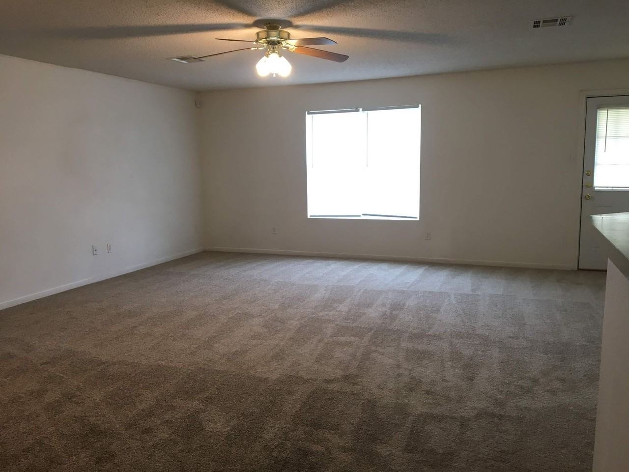 5817 Medina Dr - Photo 3 of 17