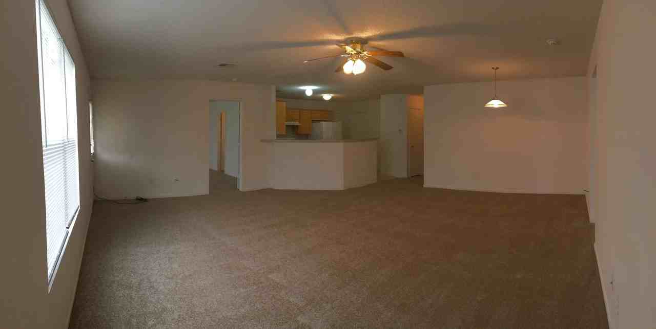 5817 Medina Dr - Photo 4 of 17