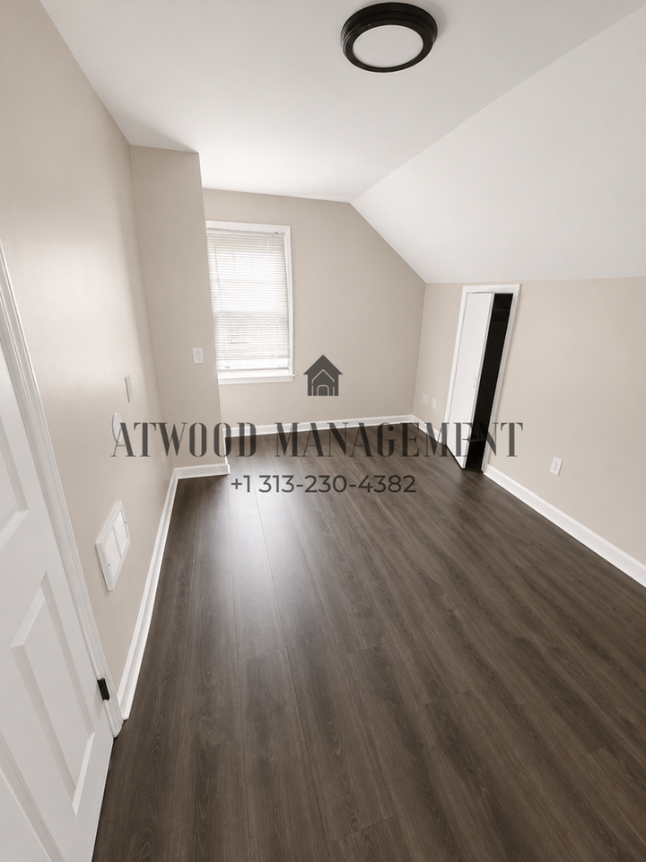 9078 Minock St - Photo 7 of 10