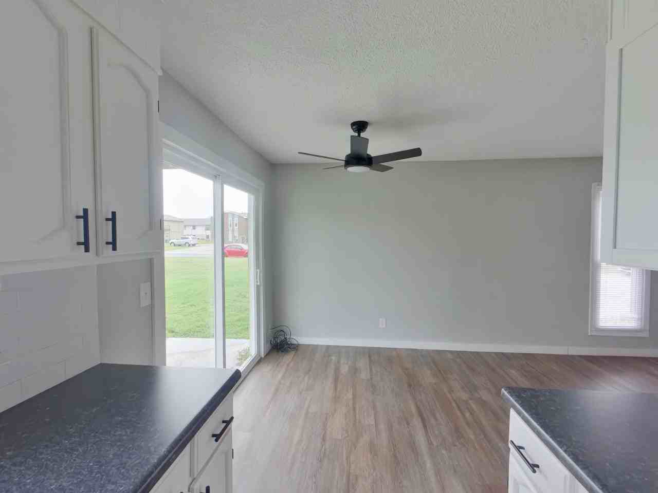 254 N Acadia Ave #2 - Photo 4 of 9