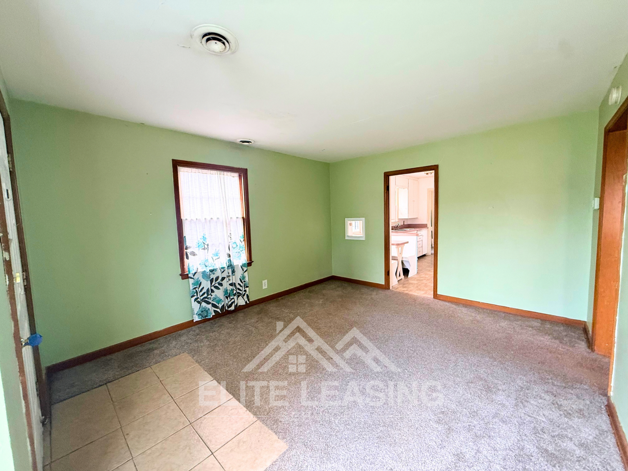 1521 Sw Lincoln St - Photo 2 of 5