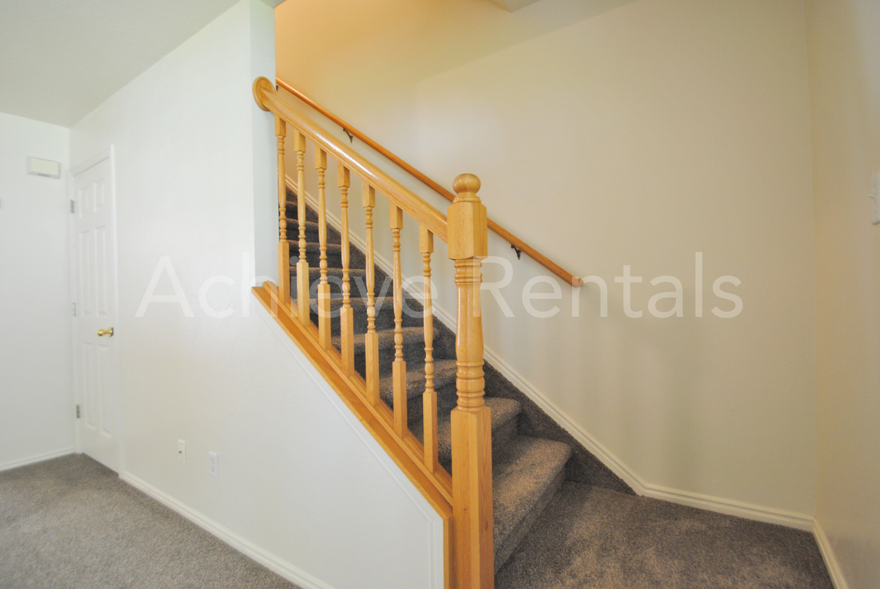 91 Penny Ln - Photo 6 of 16