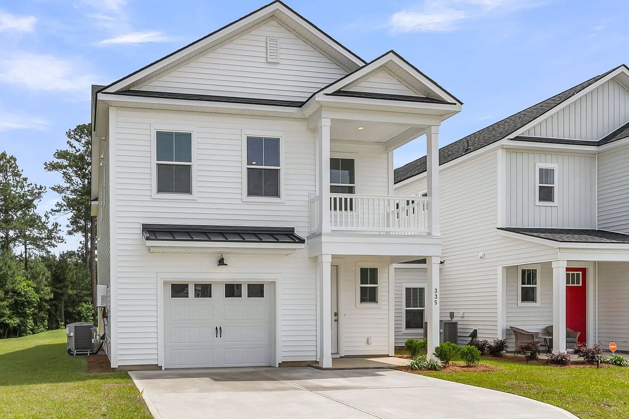 335 Chapman Cir - Photo 4 of 42