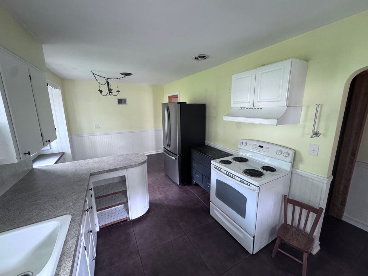 1722 Gasche St - Photo 3 of 8