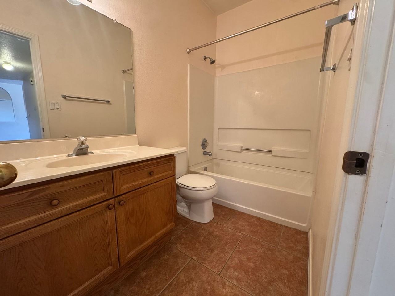500 Phoenix Ave Nw - Photo 5 of 12