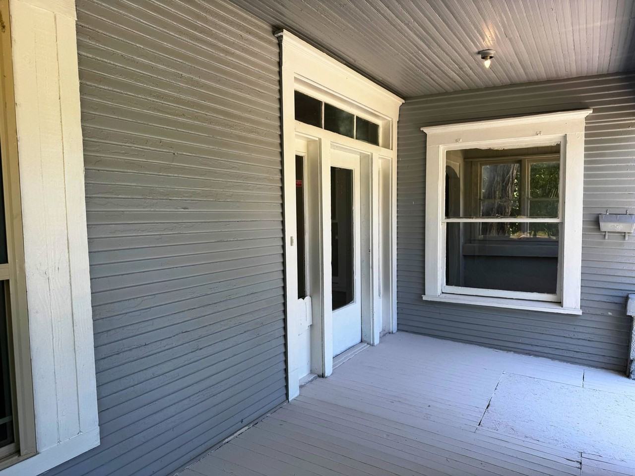 1106 Burnett St - Photo 2 of 39