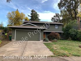Spacious 5 bedrooms house in Beaverton - Photo 1 of 1