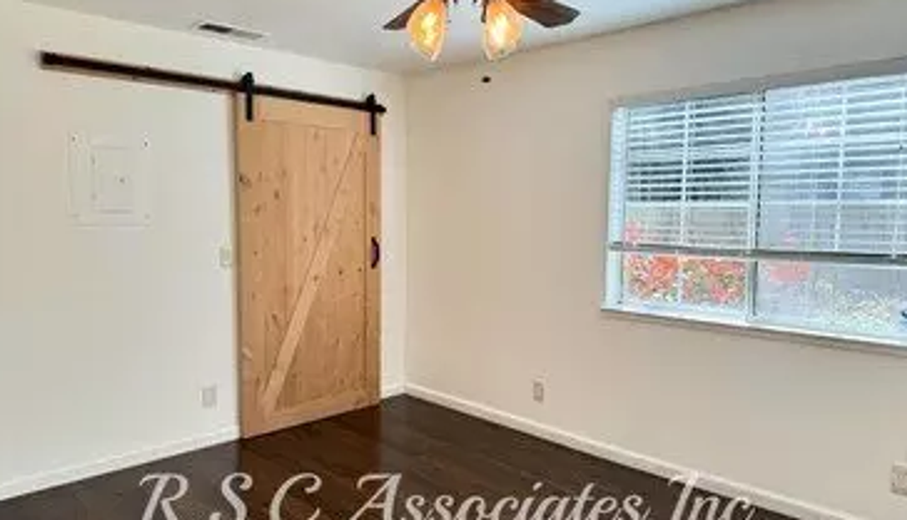 2055 Amanda Way #23 - Photo 3 of 4