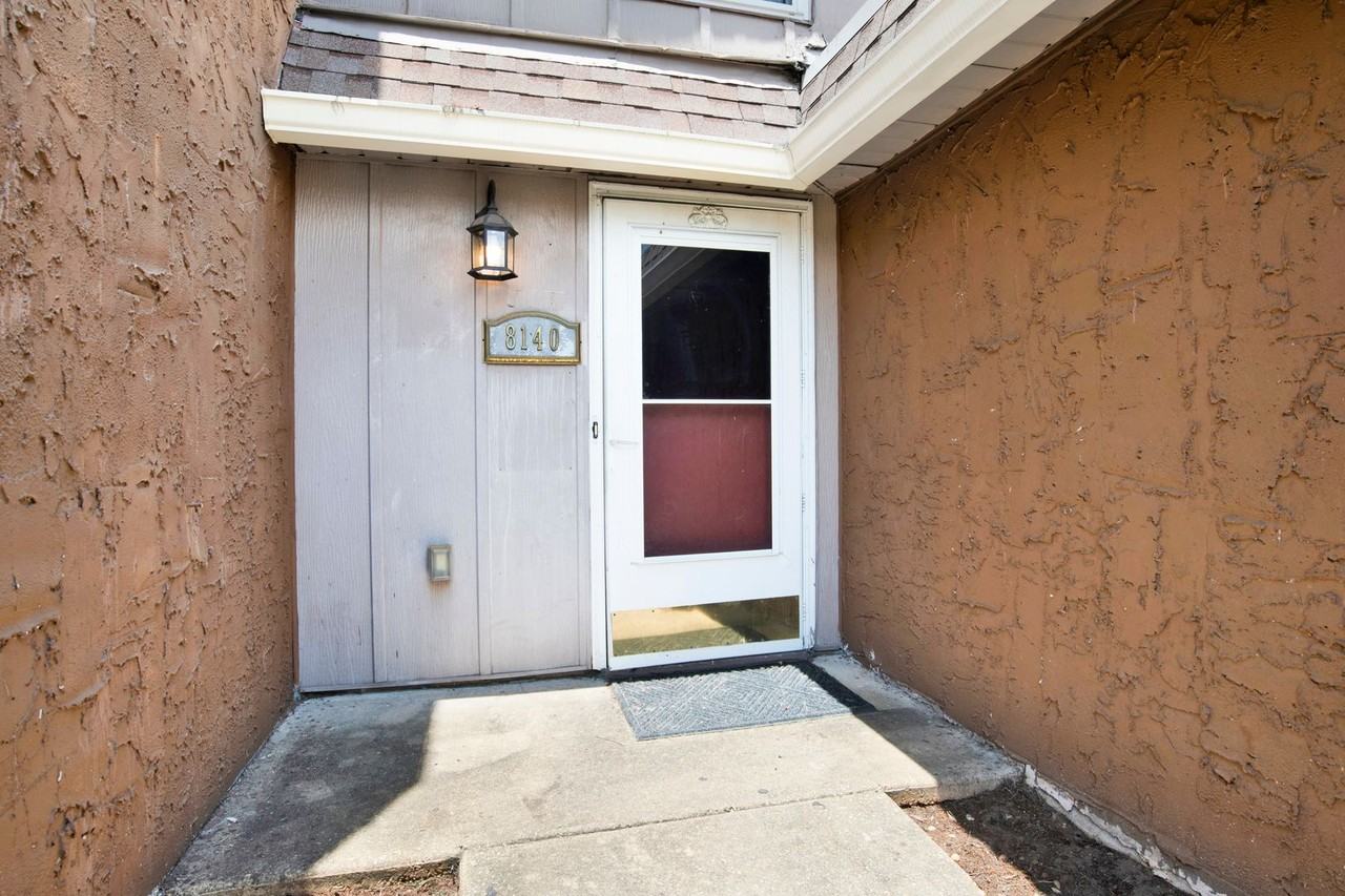 8140 Lillian Hwy - Photo 2 of 37